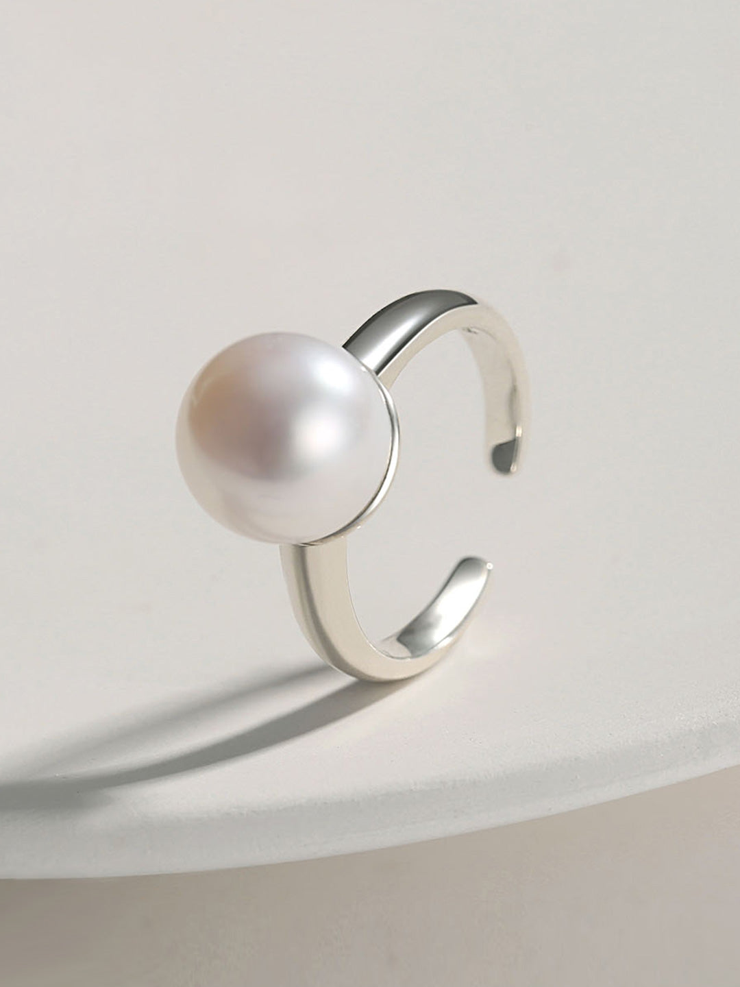 Gumball pearl ring