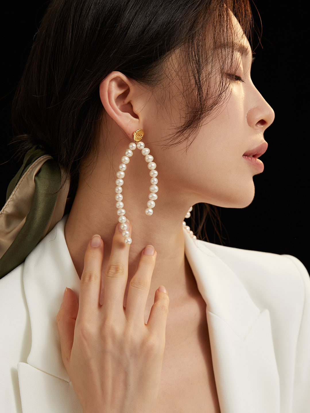 Bold Pearl Drop Earrings